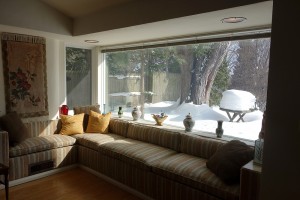 115 Summit Drive Living Room Windowseat