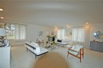 240 Hibiscus livingroom2