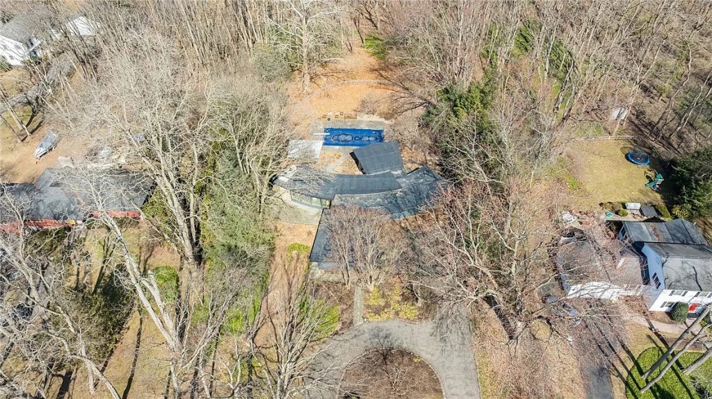 174 Golf Avenue 2025 Aerial