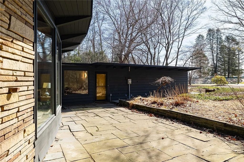 174 Golf Avenue 2025 FrontDoor