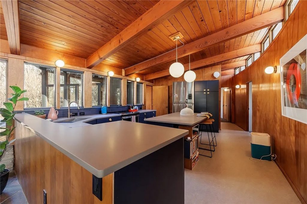 174 Golf Avenue 2025 Kitchen1